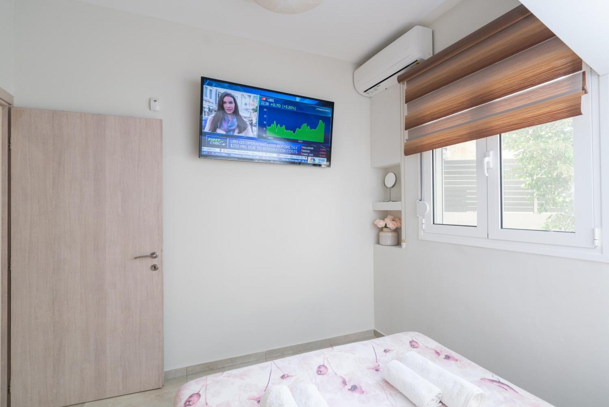 Neon Apartment, Modern, High Quality, Central Apt, Heraklion City Exteriör bild