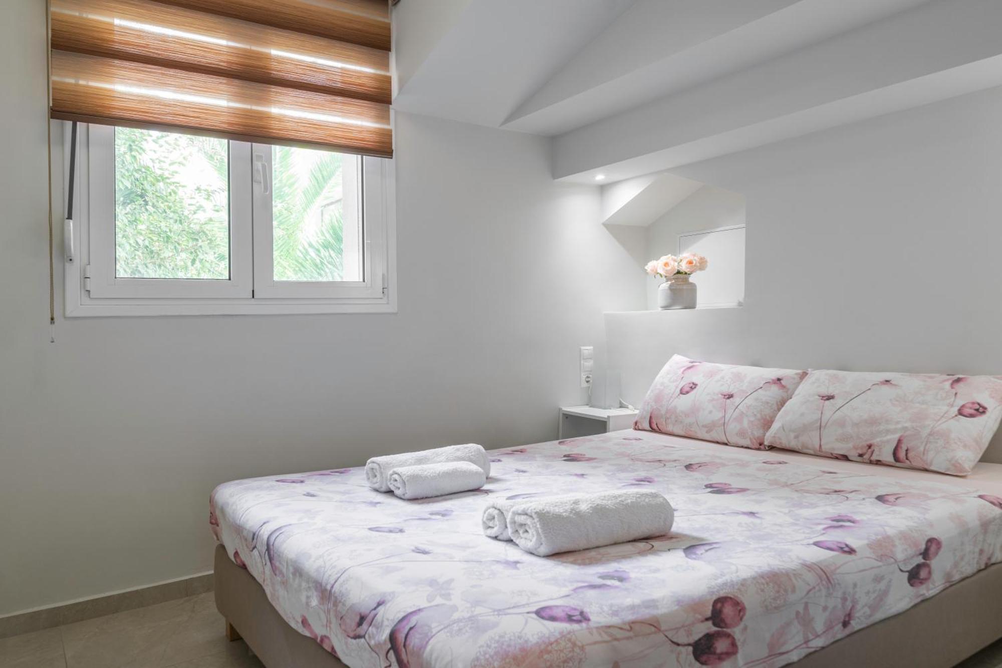 Neon Apartment, Modern, High Quality, Central Apt, Heraklion City Exteriör bild