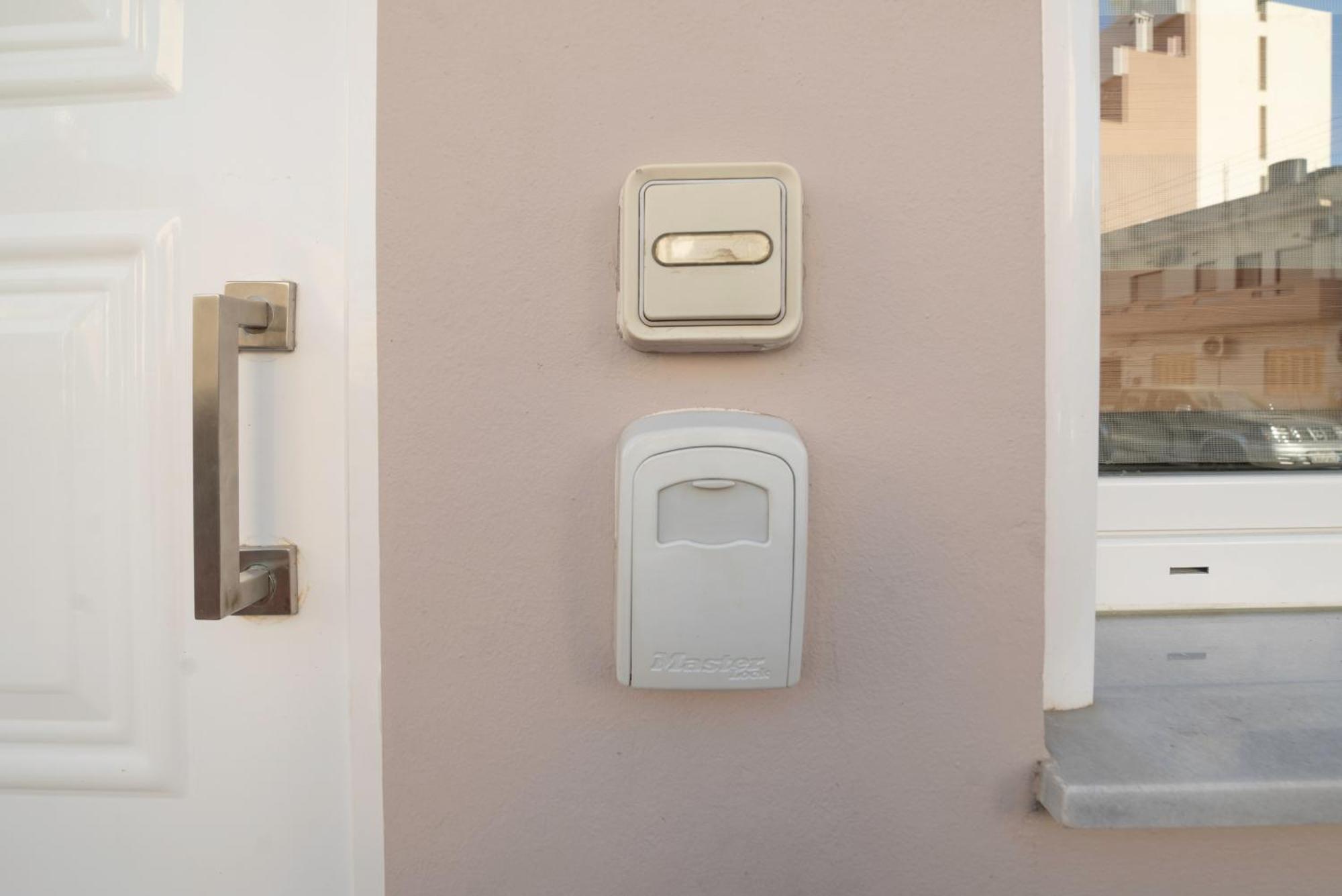 Neon Apartment, Modern, High Quality, Central Apt, Heraklion City Exteriör bild